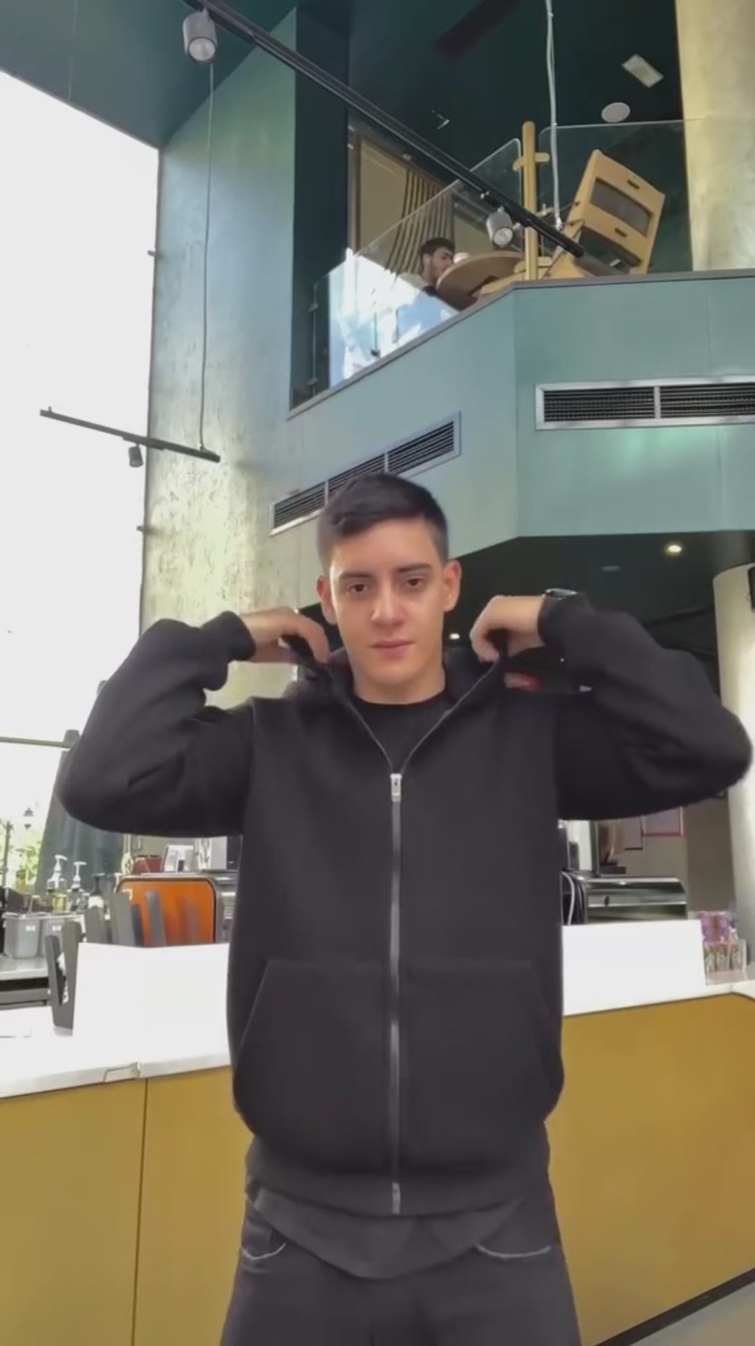 Charger la vidéo : 